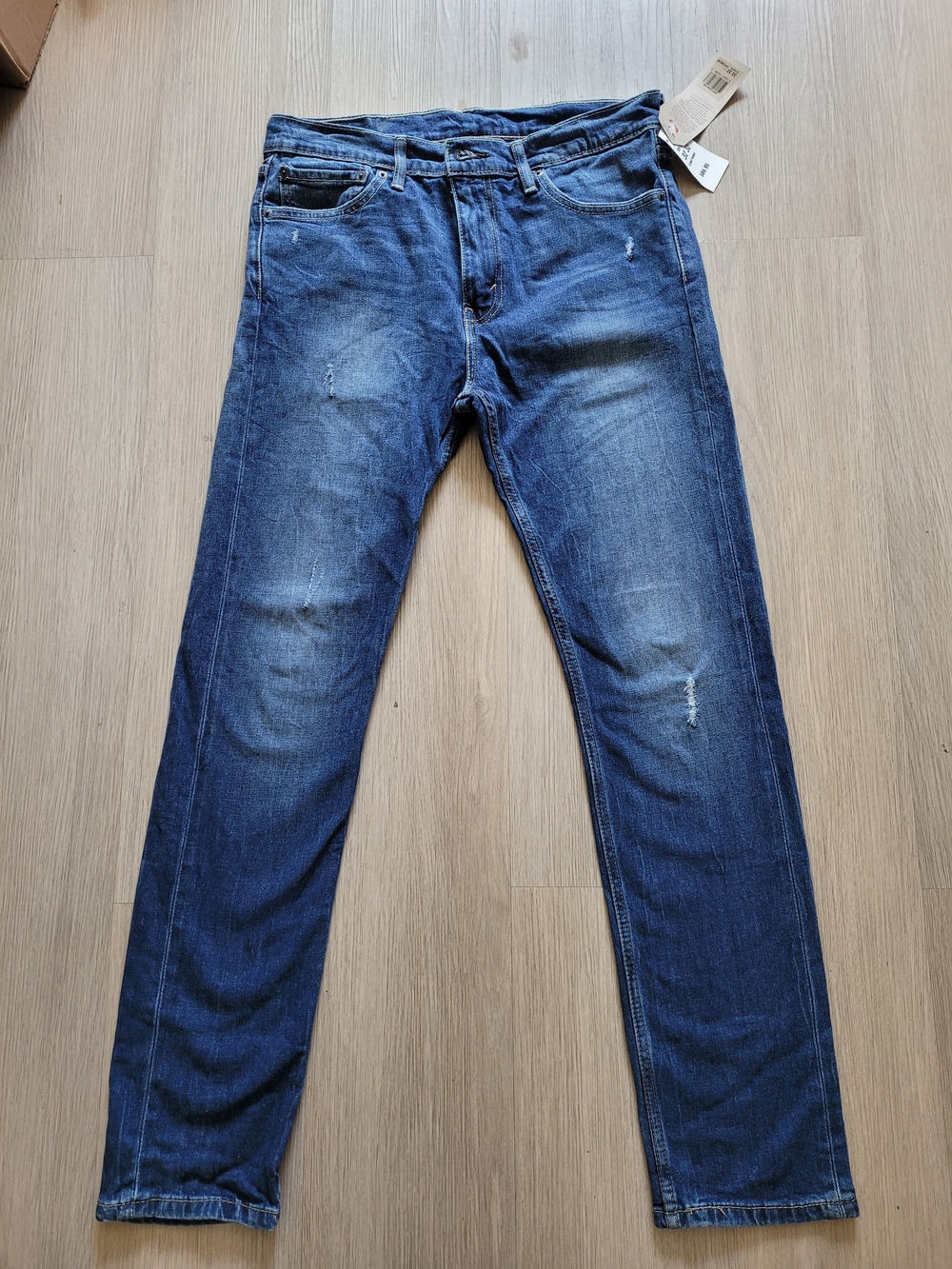 NWT Levi's 510 Men's Skinny Straight Jeans in Distressed Dark Blue Denim Sz: 32